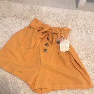 Altard state mustard flowy shorts